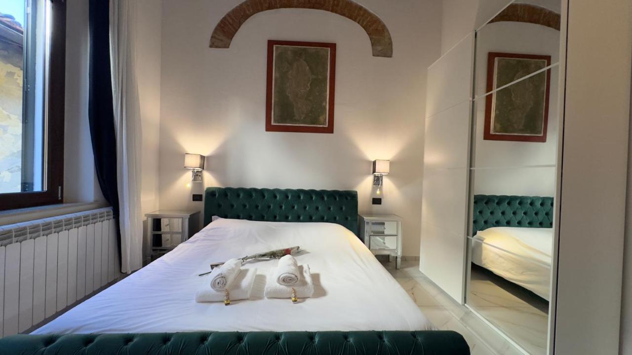 Suite Stylish & Cozy Apartment In The Heart Of Florence Luaran gambar
