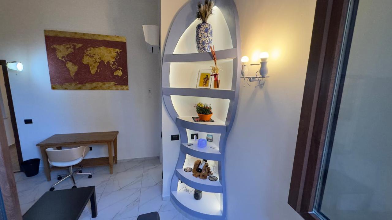 Suite Stylish & Cozy Apartment In The Heart Of Florence Luaran gambar