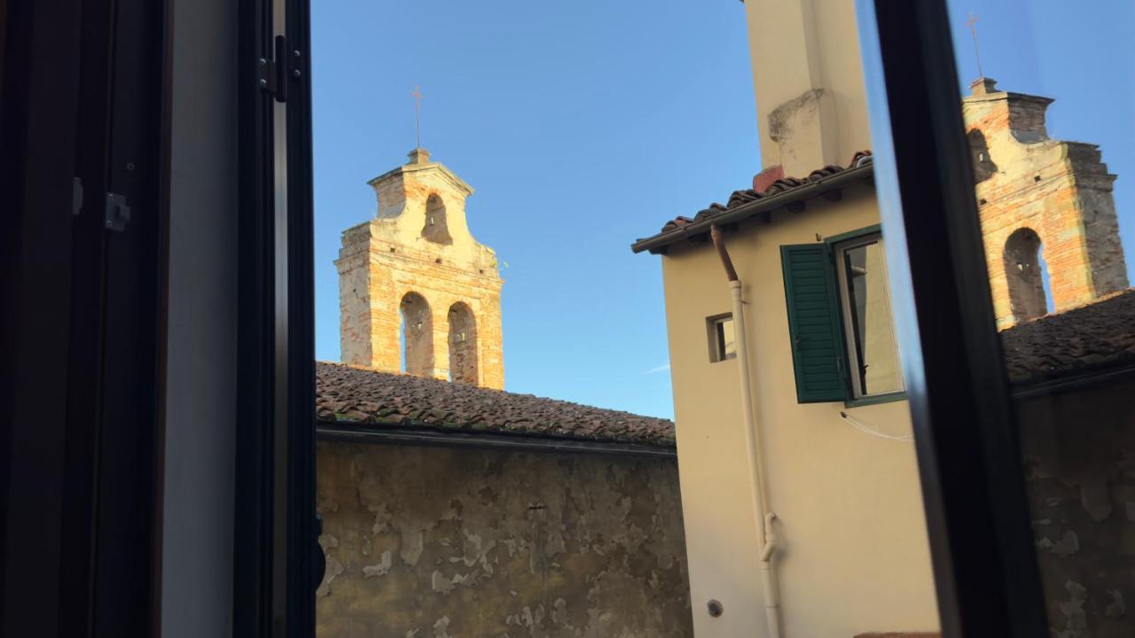 Suite Stylish & Cozy Apartment In The Heart Of Florence Luaran gambar