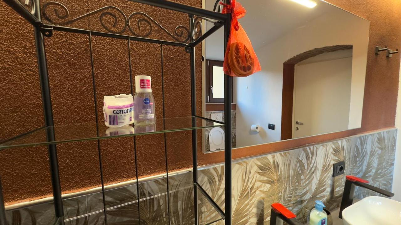 Suite Stylish & Cozy Apartment In The Heart Of Florence Luaran gambar
