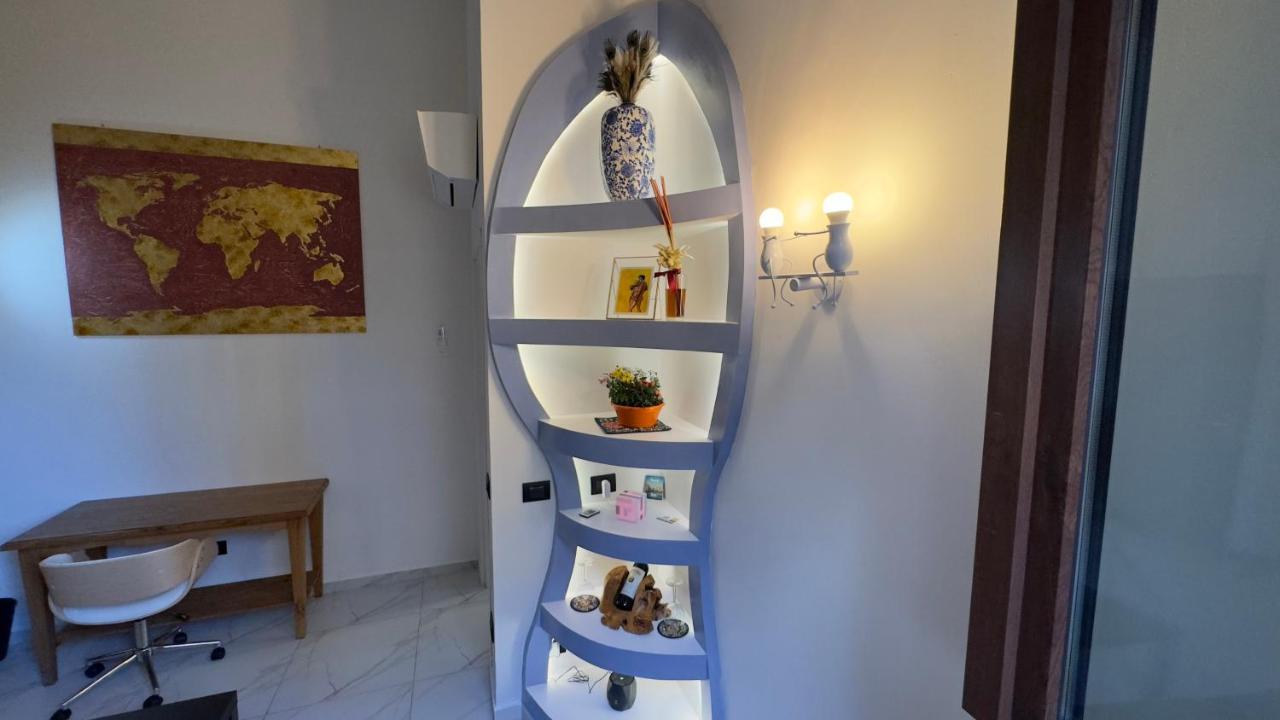 Suite Stylish & Cozy Apartment In The Heart Of Florence Luaran gambar