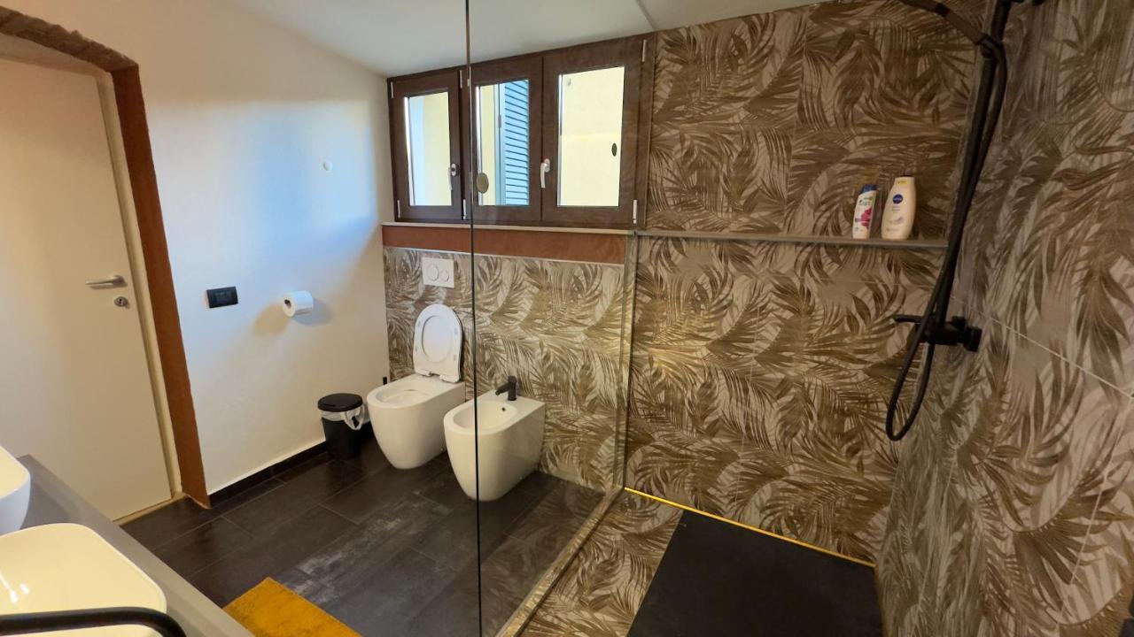Suite Stylish & Cozy Apartment In The Heart Of Florence Luaran gambar